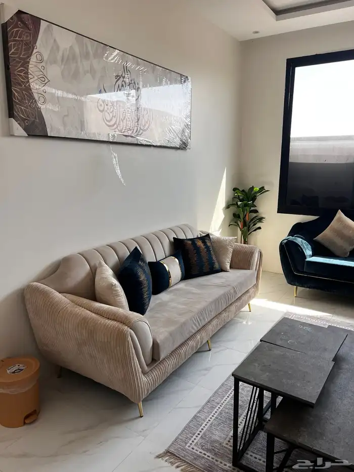 كنب للبيع جديد استخدام اشهر فقط 3