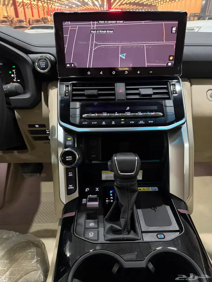 لاندكروزر 2025-GXR-L3سعودي اقل سعر بطاقة جمرك 11