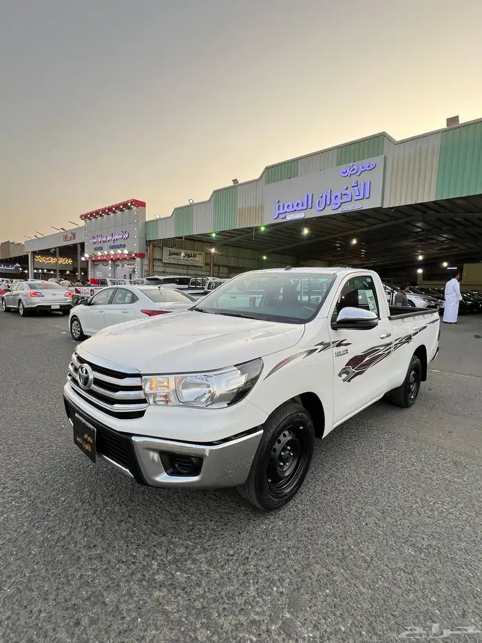 هايلوكس 2023 غماره GLX بنزين 2