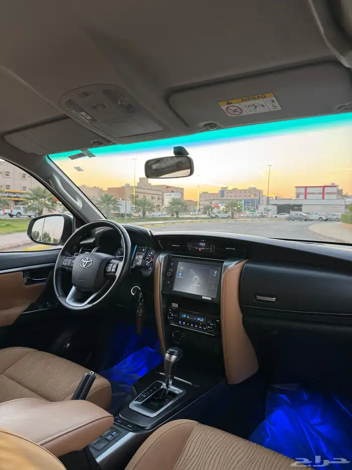 فورشنر 2023 6 سلندر VX سعودي 71