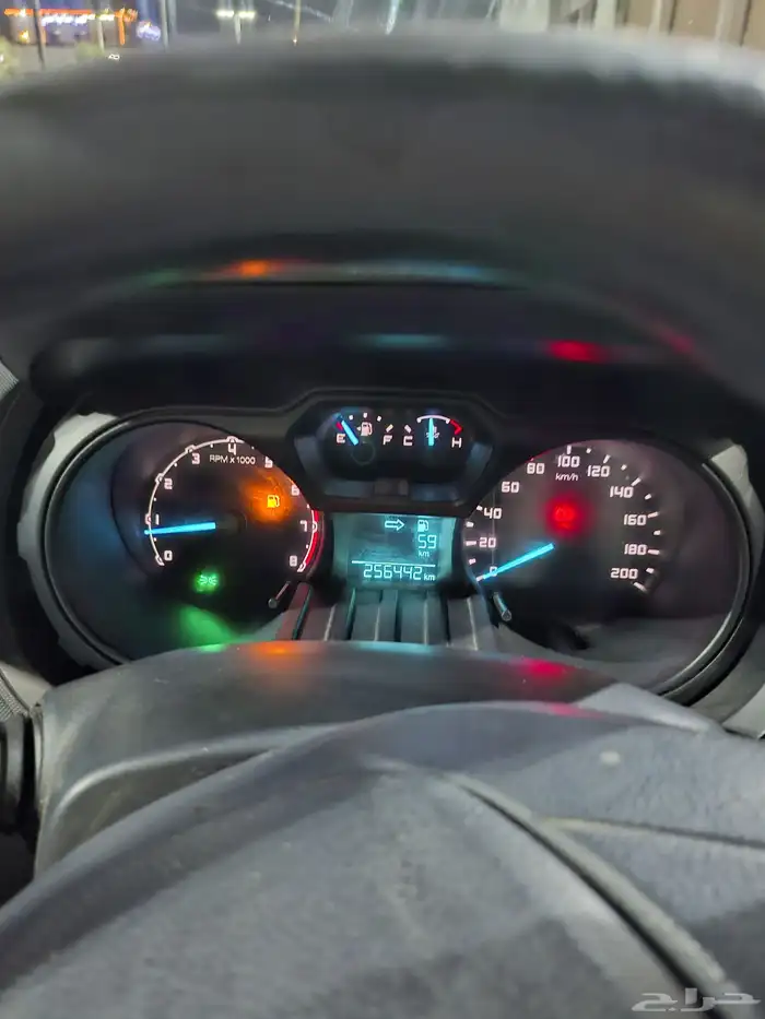 فورد رينجر 2015 قير عادي للبيع او البدل بكورولا او سنتافي 4