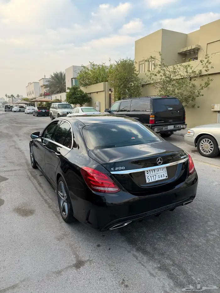 مرسيدس C200 2017 1
