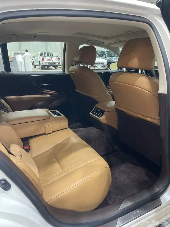 لكزس-LS350 موديل 2020 14