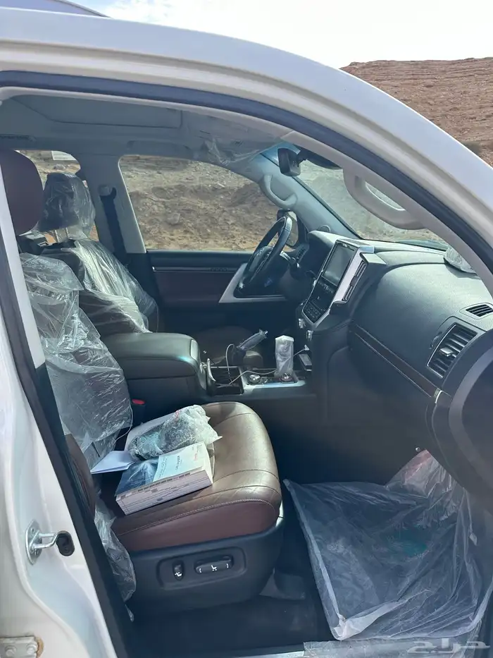 جكسار للبيع مخزن 3