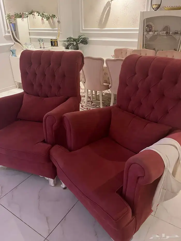 اثاث نظيف ويوجد بيع اشتراك في نادي مكه يارد للشخصين 2