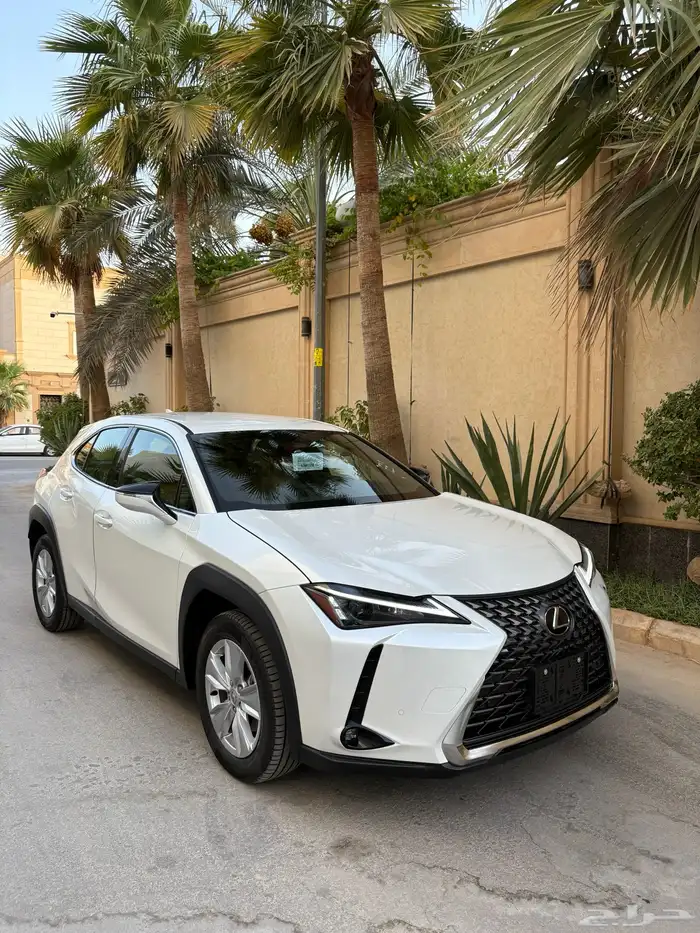 لكزس جديد New UX 300h 2024 2