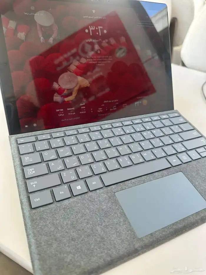 لابتوب سيرفس برو 7 بلس اللون اصدار الاسود 3