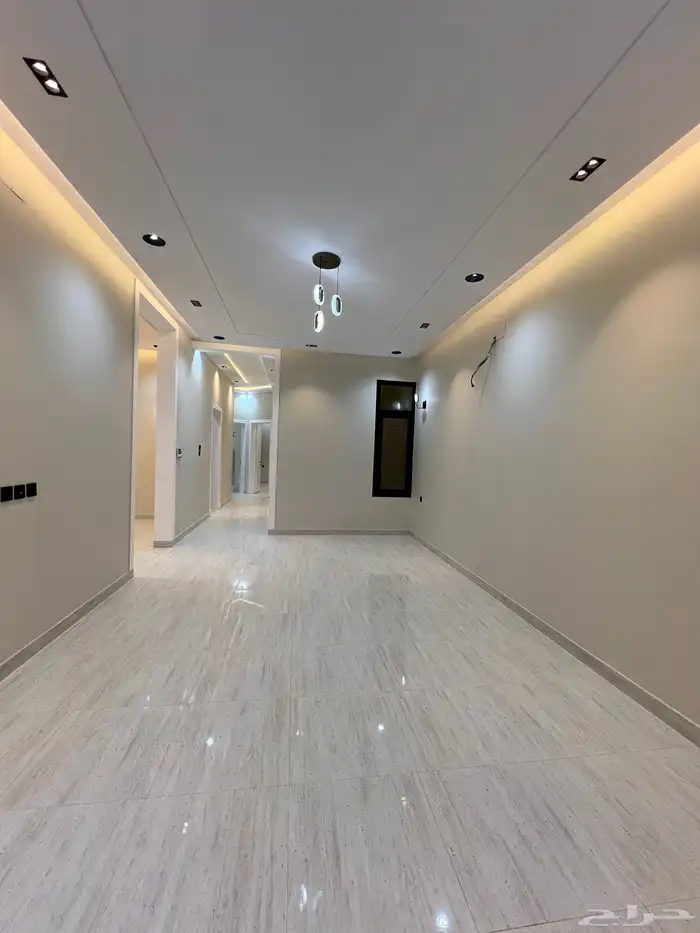 للبيع شقة علويه نظام دور من 6 غرف وسطح خاص بالخميس 500 الف 7