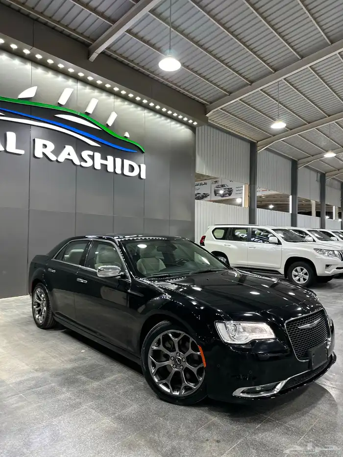 كرايزلر C300 نص فل 2021 هيمي V8 5.7 معرض(عبيد الرشيدي) 7