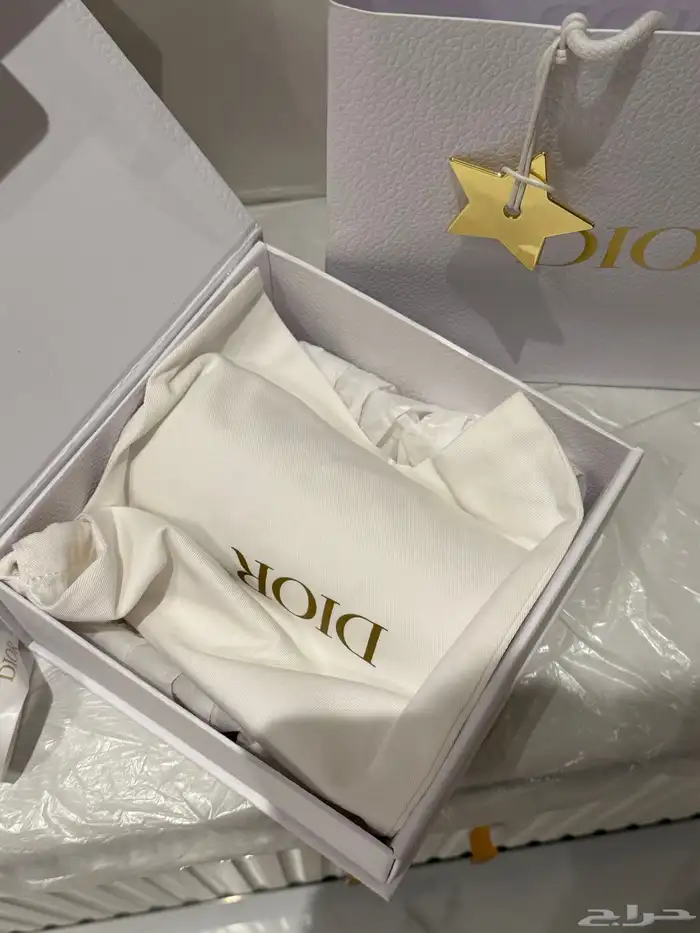 عطر ديور oud rosewood 100 مل جديد 1