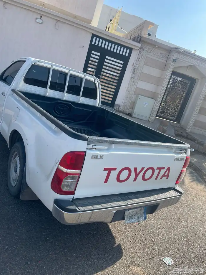 نوع هايلكس ممشى 600جته صدمه الوجهيه خفيف شاصي سليم 2