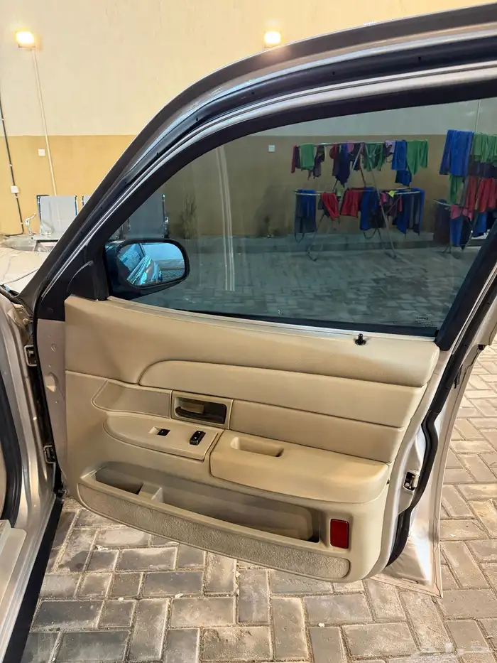 فورد فكتوريا 4