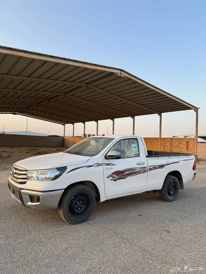 هايلوكس غماره 2023 فل كامل اصفار 0