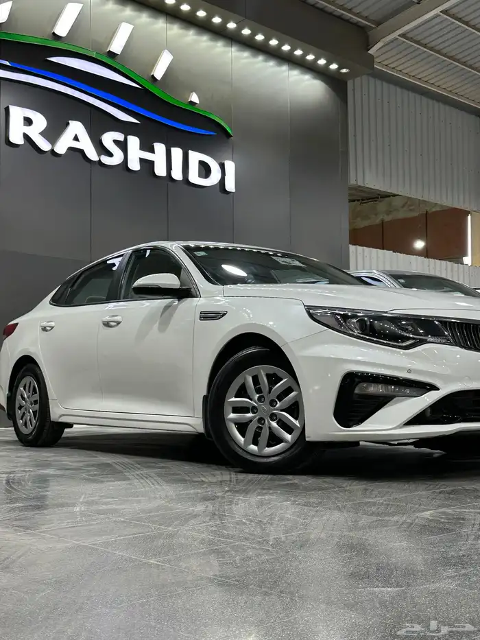 كيا اوبتيما 2020 لؤلؤي لدى معرض(عبيد الرشيدي) 12