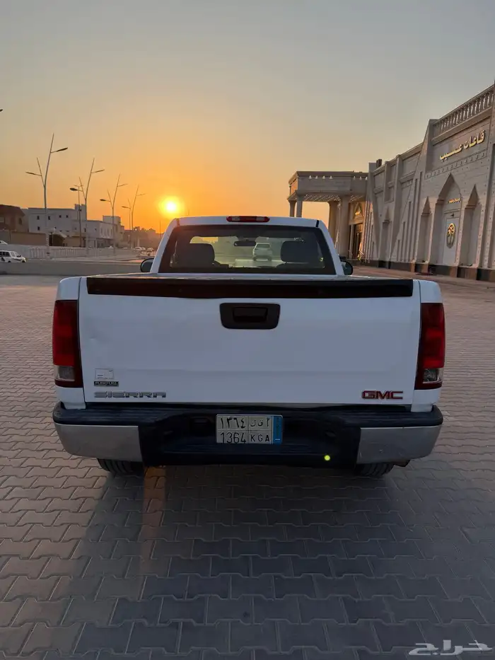 جي ام سي سييرا 2011 وارد الجميح ثاني مالك من الوكالة . 11