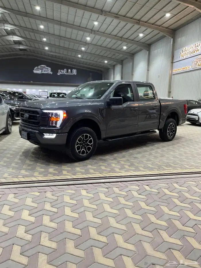 فورد F-150 غمارتين V8 2022 1
