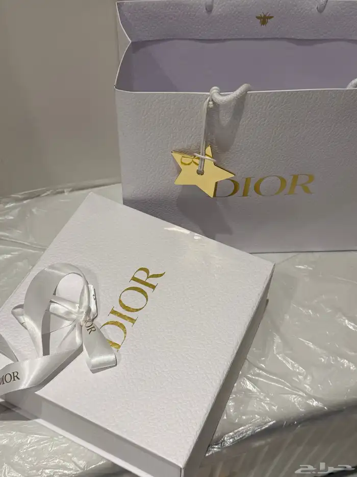 عطر ديور oud rosewood 100 مل جديد 0