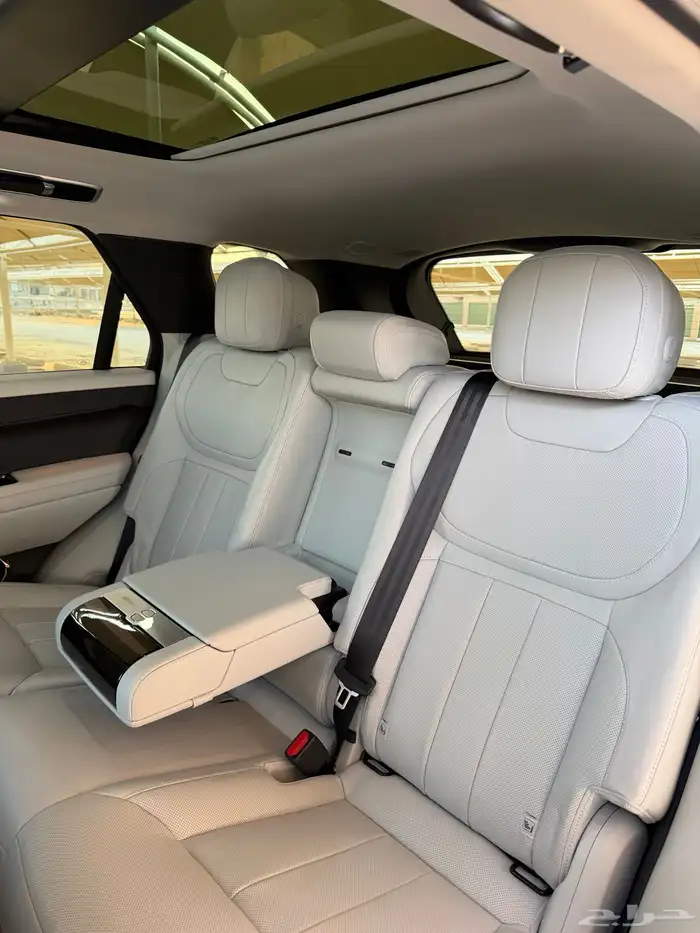 رينج روفر سبورت SE 15