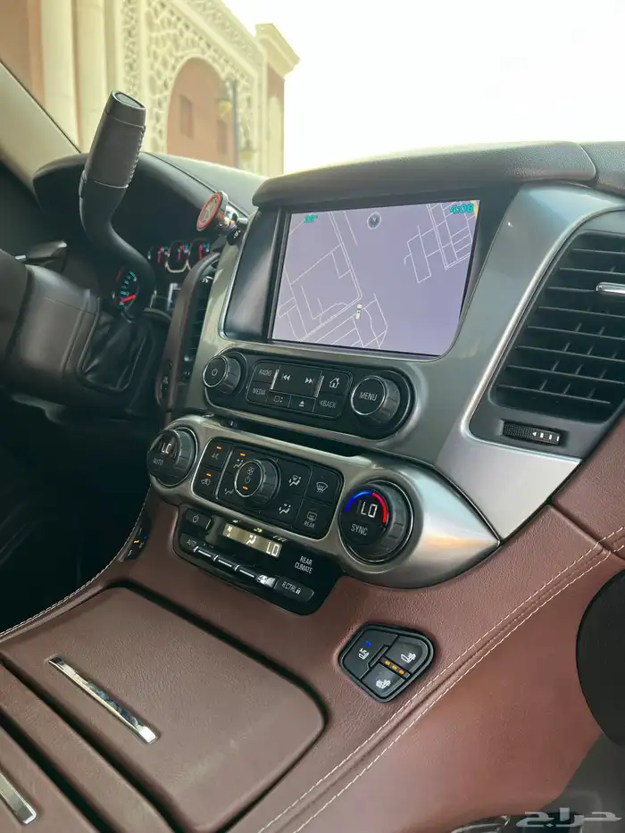 تاهو LTZ 2015 (( مخزن )) شبه جديد 44