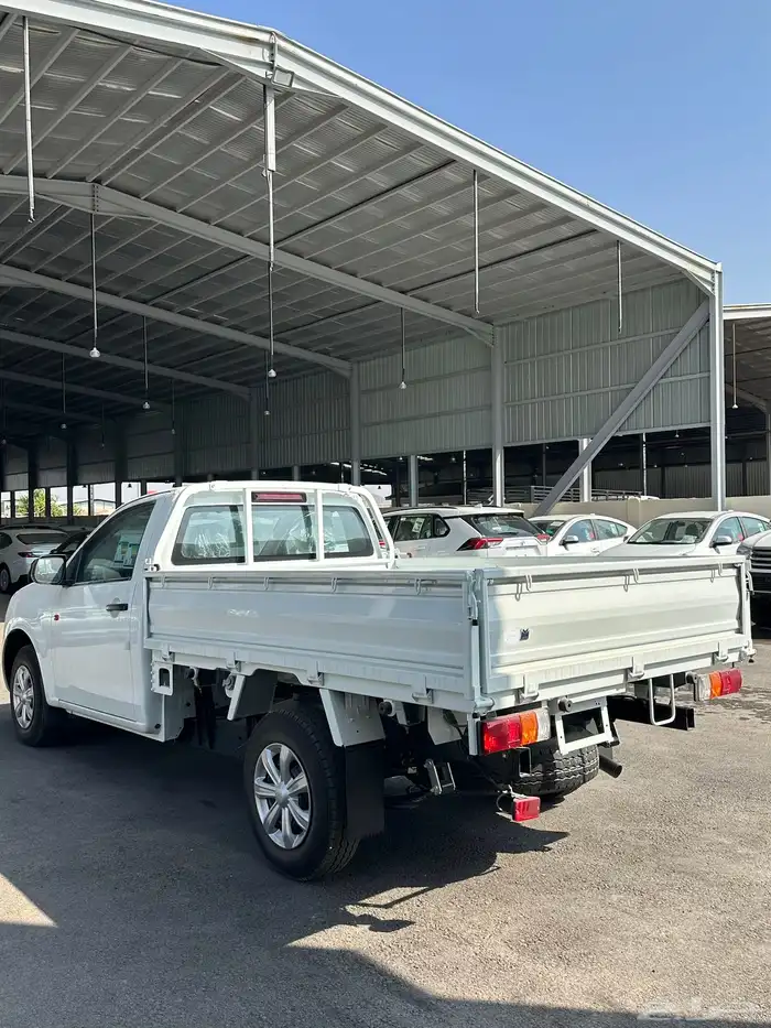 ايسوزو بيك أب غمارة جوانب موديل 2025 20