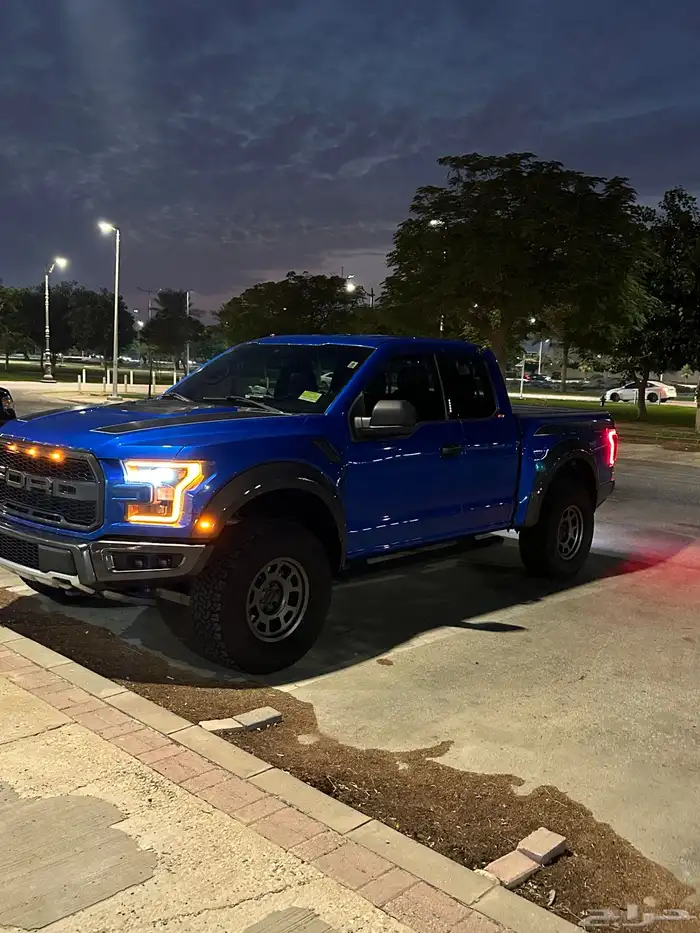 فورد رابتر 10