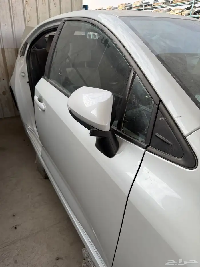 مرايات كرولا اصلية 3