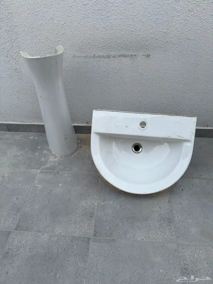 مغسله وباب المنيوم بسعر مخفض 0