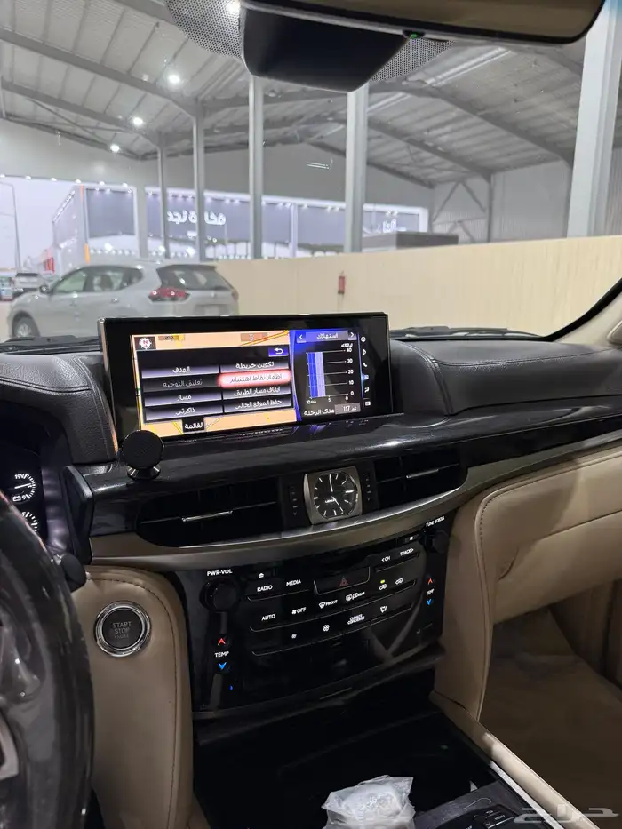 لكزس LX 570 2017 فل كامل DD بودي وكالة 23