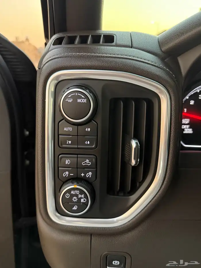 سلفرادو تريل بوس 2022 Z71 11