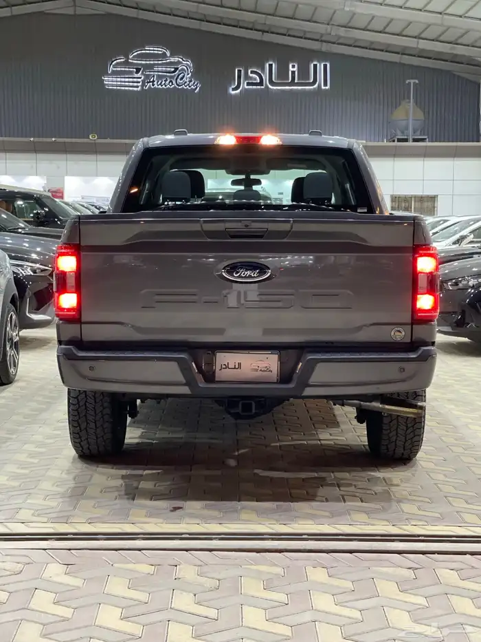 فورد F-150 غمارتين V8 2022 5