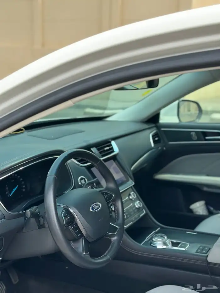 فورد توروس 6