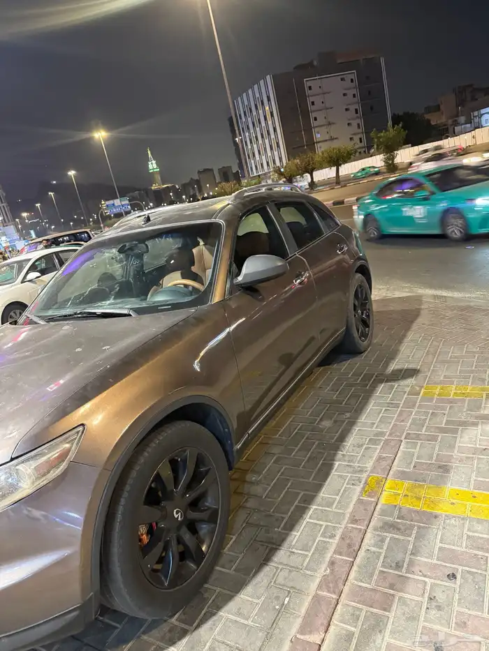 للبيع انفنيتي fx35 2006 2