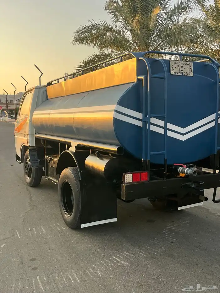 للبيع دينا 84 تويوتا 3