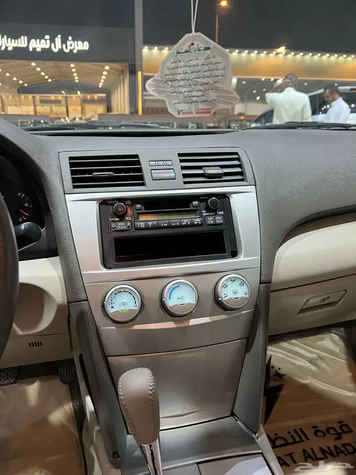 للبيع تويوتا كامري موديل 2011 11