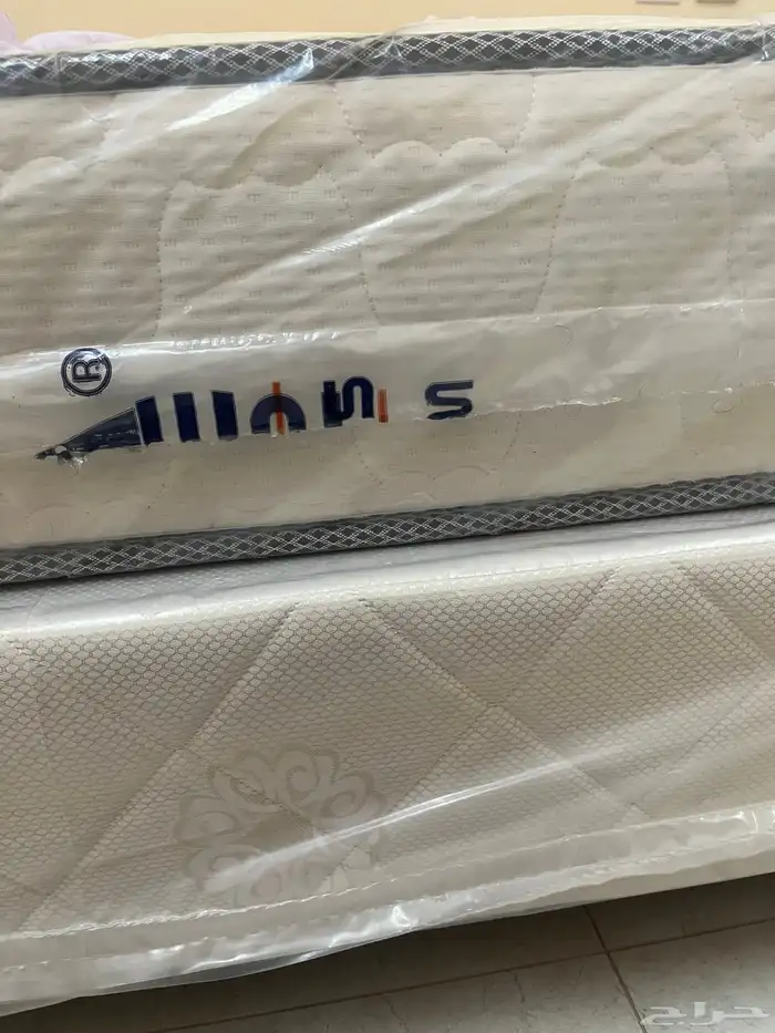 مجلس كنب مع طاولاته وسير كهربائي 8