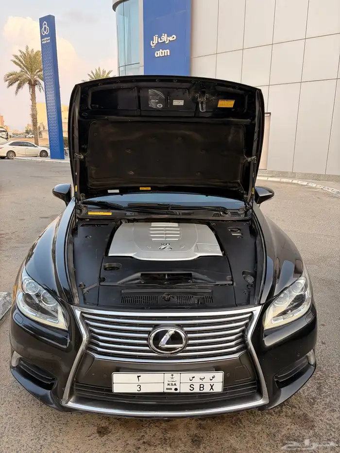 لكزس LS460L اسود 2013 نظيف جدا 6
