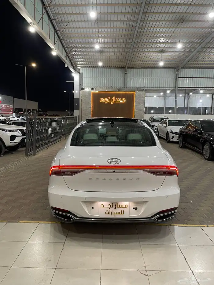 ازيرا موديل 2023فل كامل V4 6