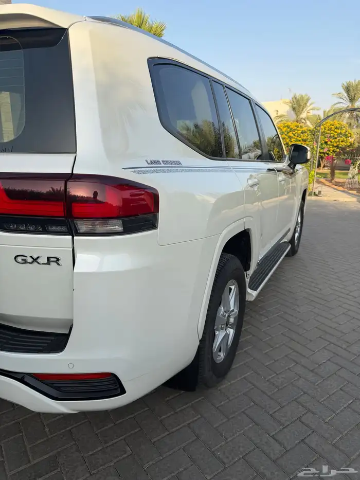 (تم البيع) لاندكروزر جكسار L2 ديزل 2022 12