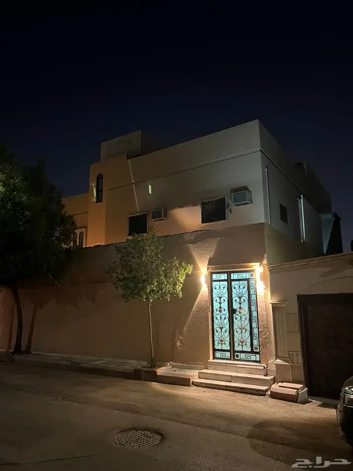 للبيع فيلا بحي الزهره بالسويدي مساحه 500 متر 2