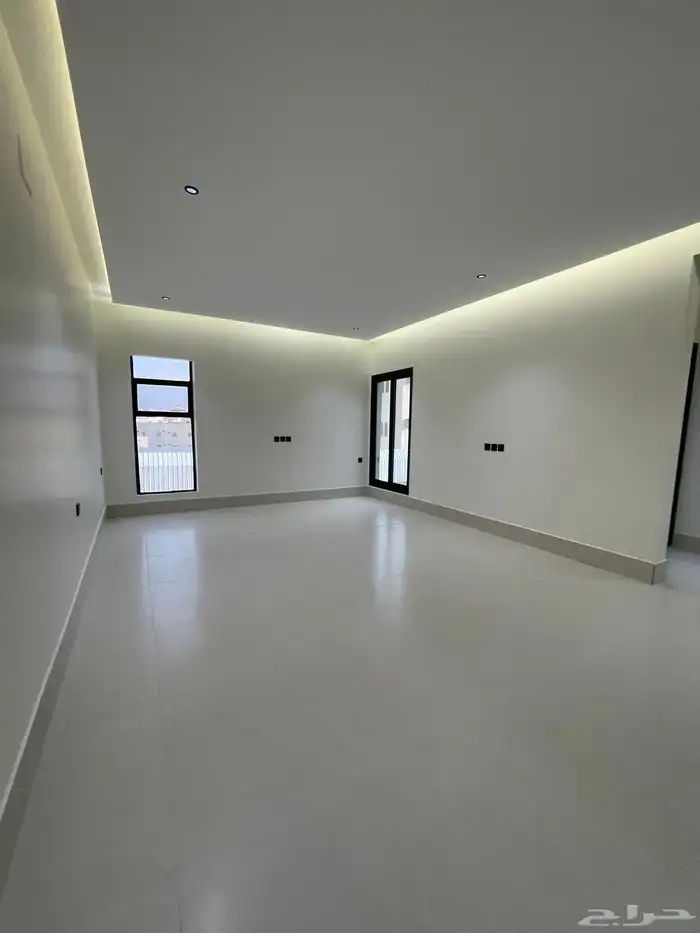 للبيع فيلا دوبلكس تشطيب راقي بحي الضيافه خميس مشيط 22