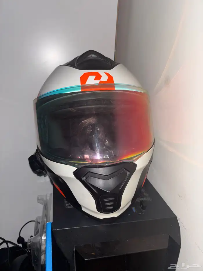 خوذه مقاس L من شركه DOT 1