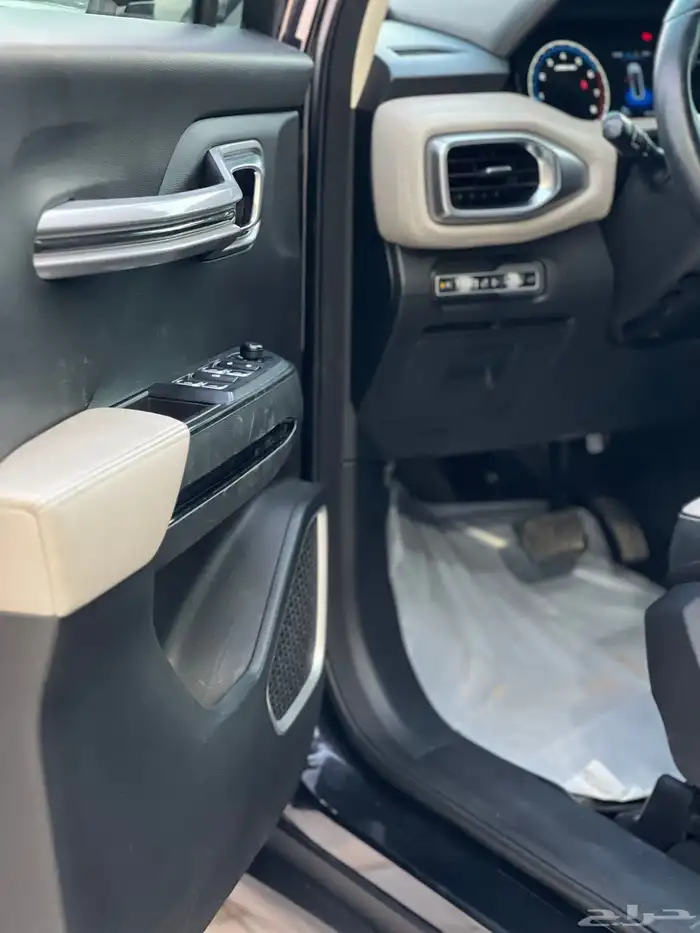 جيلي اوكافانجو 2023 11