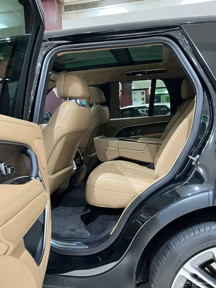 رنج روفر فوج أوتوبيوغرافي 2023 4