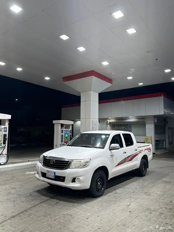 هايلكس2012 GLX 3