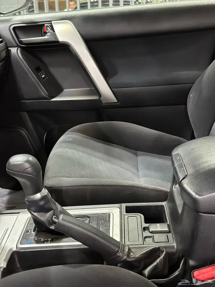 برادو 2019 ديزل دبل بريمي سبير علاق معرض(عبيد الرشيدي) 23