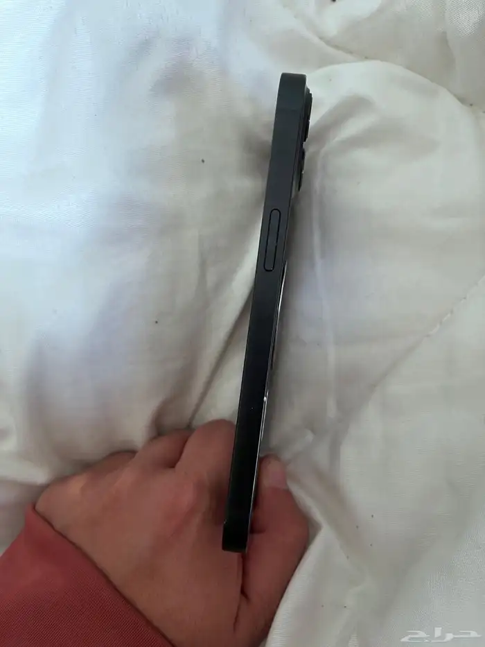 ايفون 13 128 قيقا اسود نضييف 3