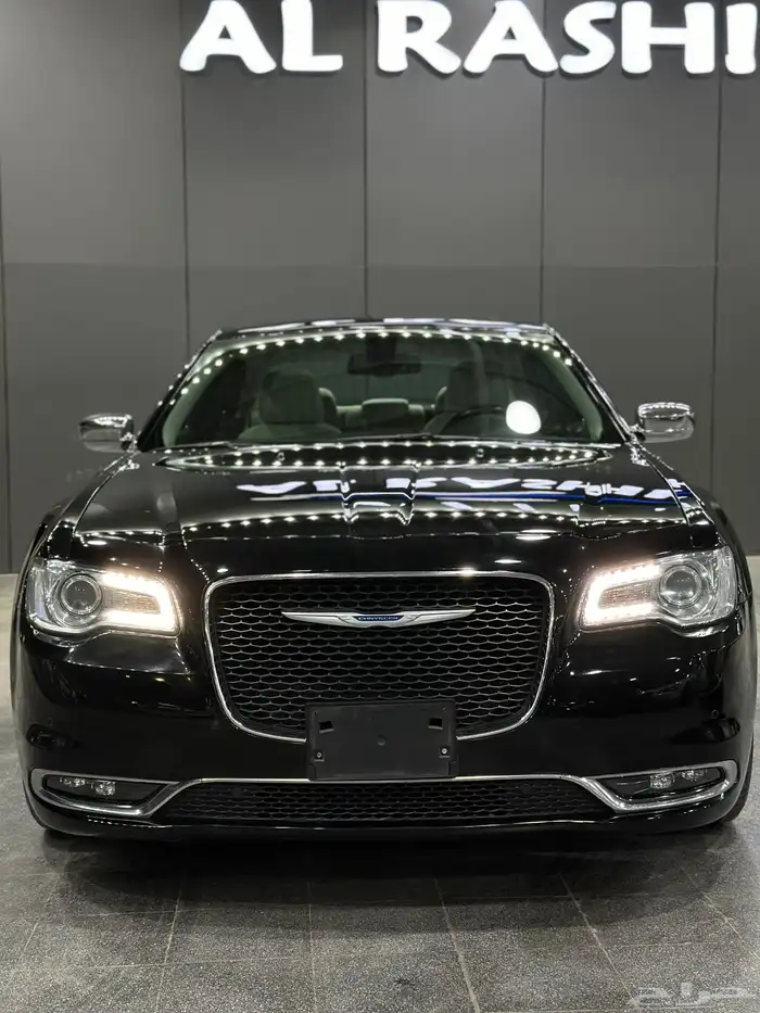كرايزلر C300 نص فل 2021 هيمي V8 5.7 معرض(عبيد الرشيدي) 14