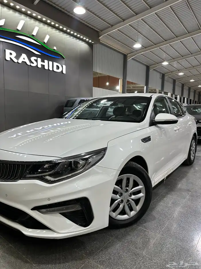 كيا اوبتيما 2020 لؤلؤي لدى معرض(عبيد الرشيدي) 2