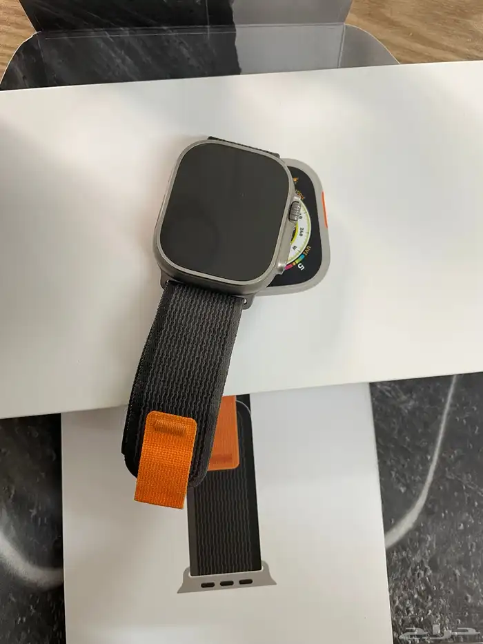 ساعة ابل الترا الاصدار الاول 0