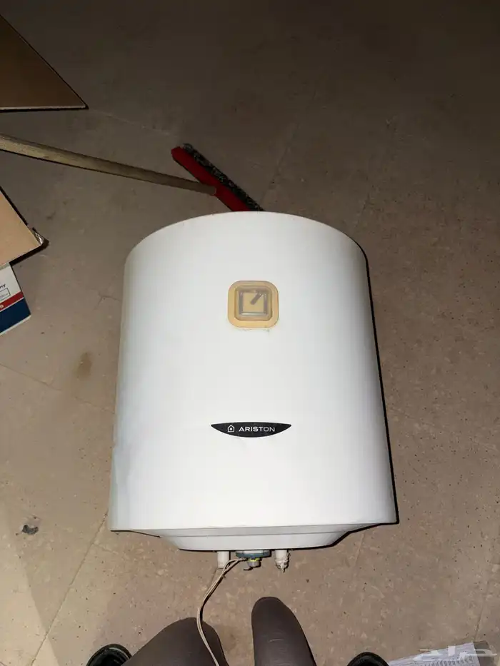 سخانتين استرون ايطالي 50 لتر مستعملة 0